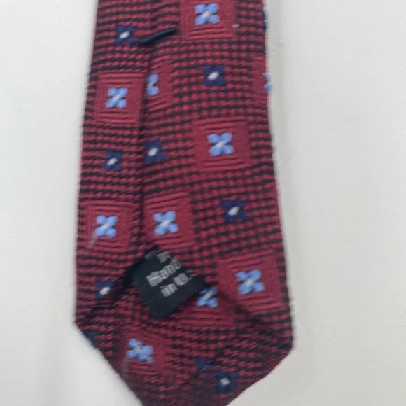 David Donahue Elegant Red and Blue Ties Luxury - Picture 4 of 6